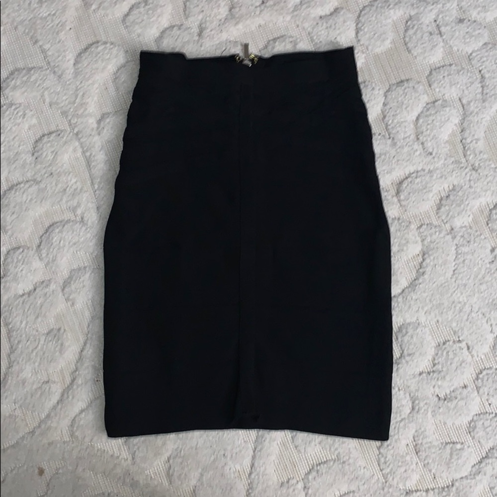 BEBE BLACK ZIP UP BODY CON SKIRT